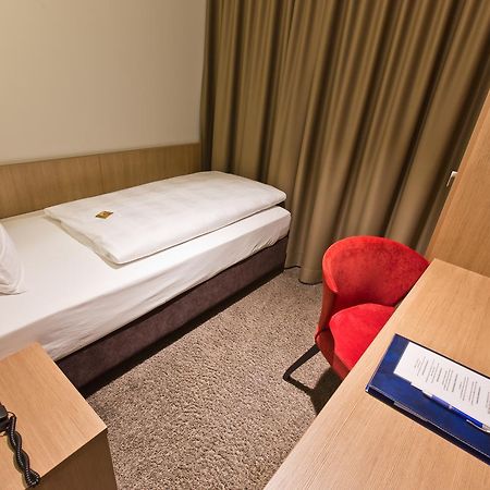 Astor & Aparthotel Cologne Extérieur photo