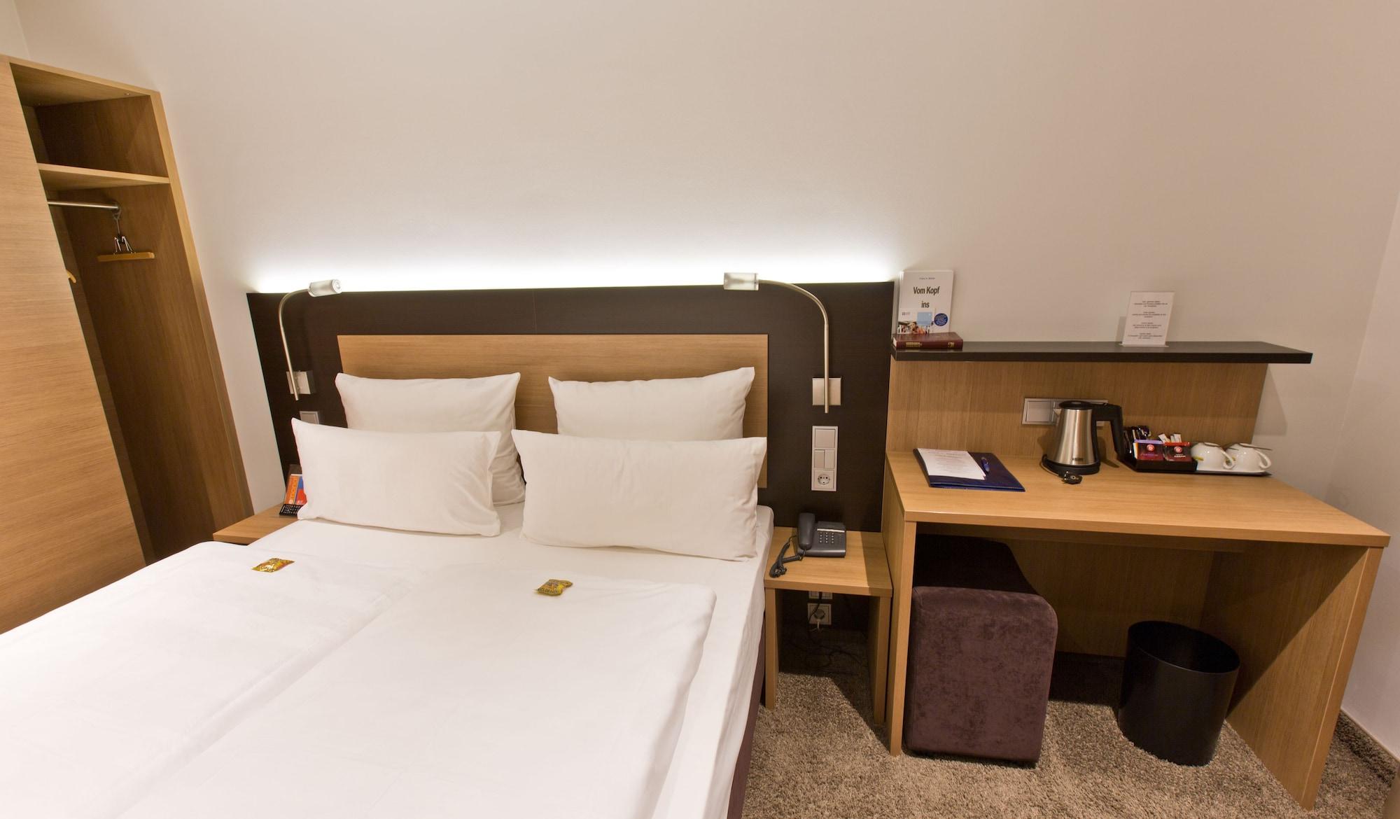 Astor & Aparthotel Cologne Extérieur photo