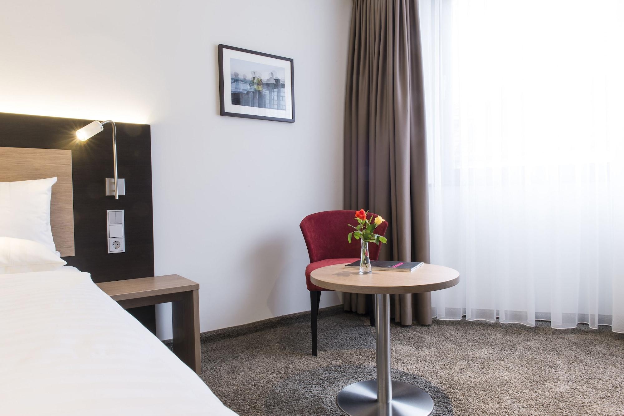 Astor & Aparthotel Cologne Extérieur photo