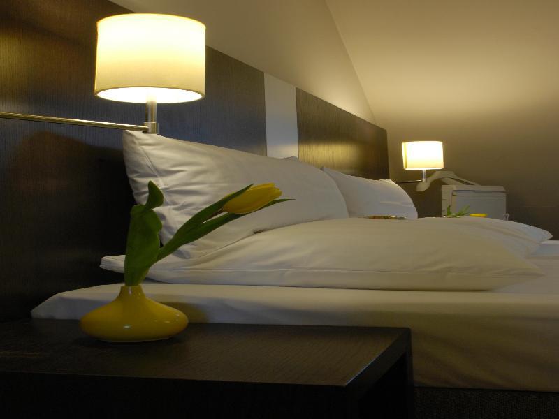 Astor & Aparthotel Cologne Extérieur photo