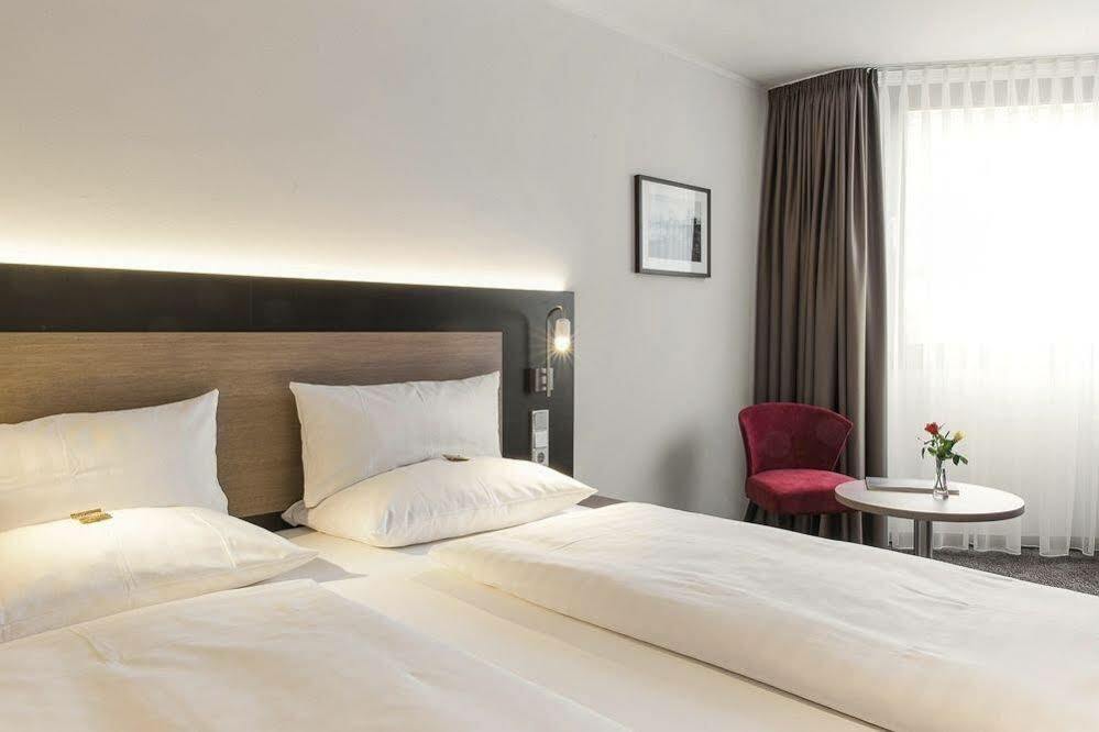 Astor & Aparthotel Cologne Extérieur photo